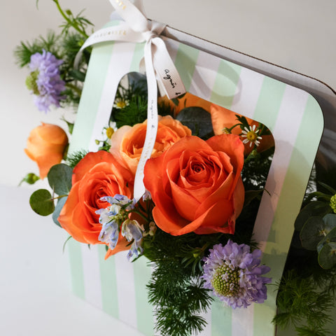 Elegant Mid-Autumn Delight Fresh Flower in Carrying Box | agnès b. FLEURISTE