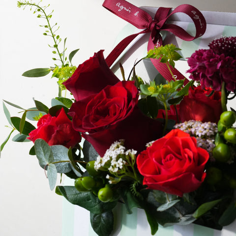 Elegant Mid-Autumn Delight Fresh Flower in Carrying Box | agnès b. FLEURISTE
