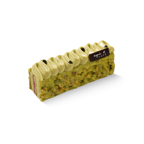 Lucie Pistachio sponge mini cake | agnès b. CAFÉ