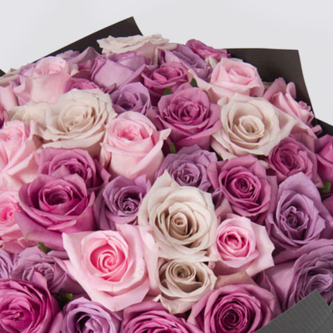 Roesia - agnes b Cafe Fleuriste