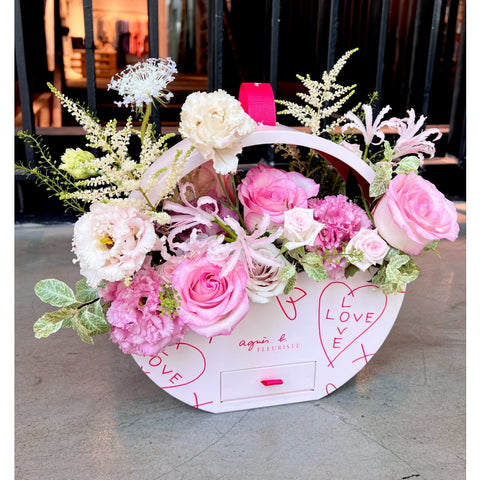 agnes b Fleuriste Fresh flower arrangement Manon Rose and eustoma