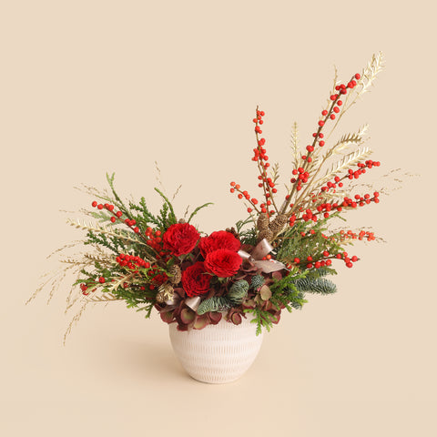 Hannah - agnes b Cafe Fleuriste