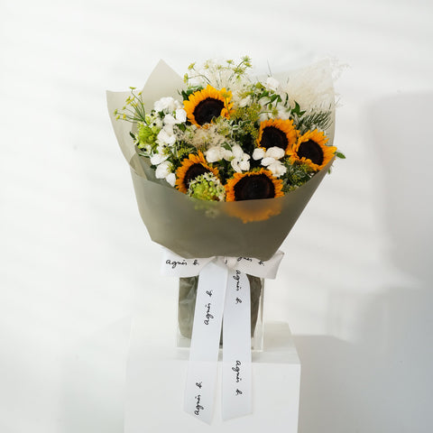 Gayle Fresh Flower Bouquet | agnès b. FLEURISTE