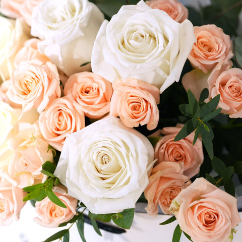 La Rose Blanche Fresh Flower Bouquet - agnes b Fleuriste