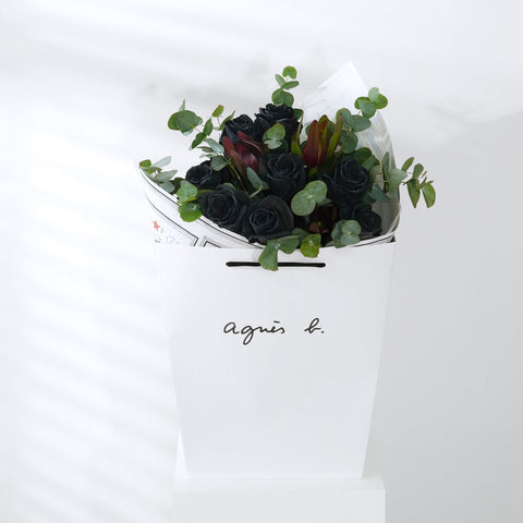 La Rose Noire Fresh Flower Bouquet - agnes b Fleuriste