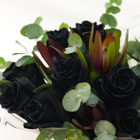 La Rose Noire Fresh Flower Bouquet - agnes b Fleuriste