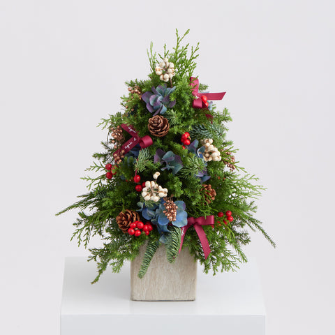 agnès b. FLEURISTE workshop - Handcraft Christmas Tree